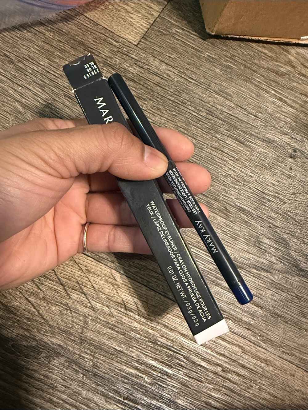 Mary Kay blueWaterproof Eyeliner Pencil
